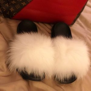 Fox fur slides